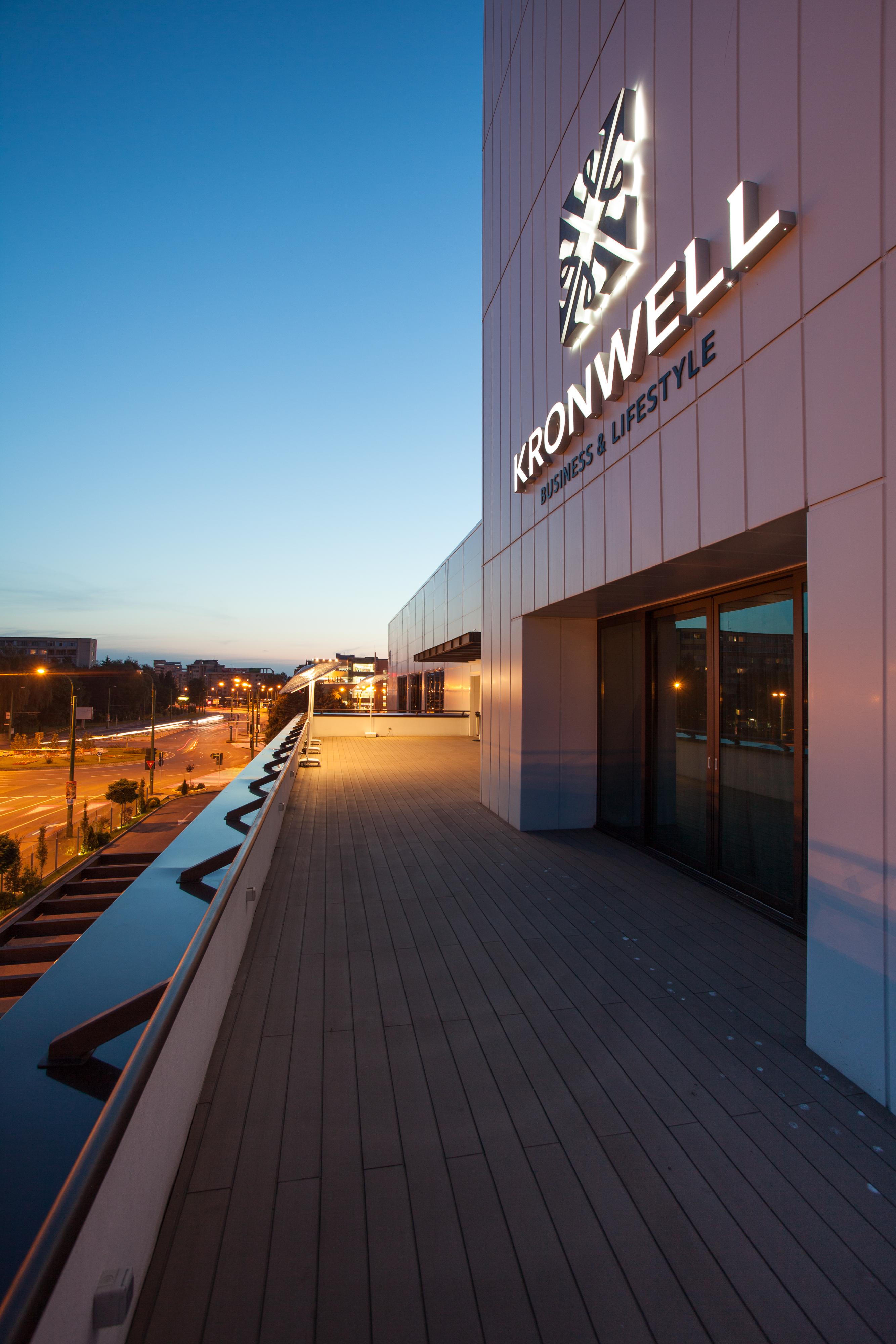 Kronwell Brasov Hotel Luaran gambar