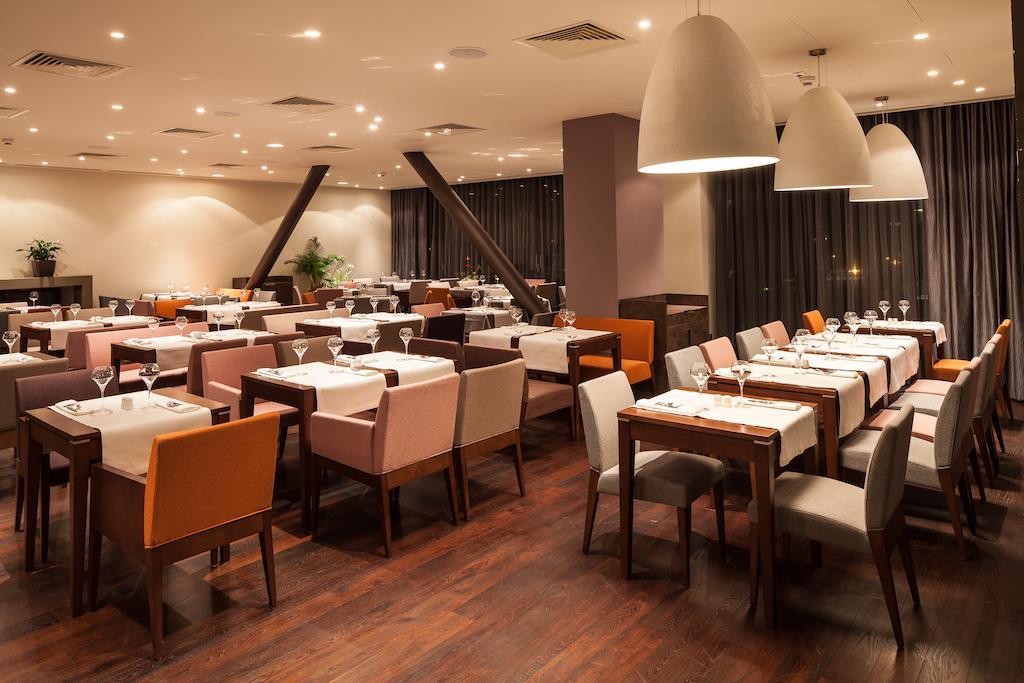 Kronwell Brasov Hotel Luaran gambar