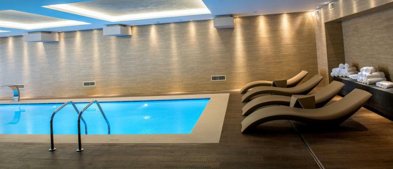 Kronwell Brasov Hotel Luaran gambar