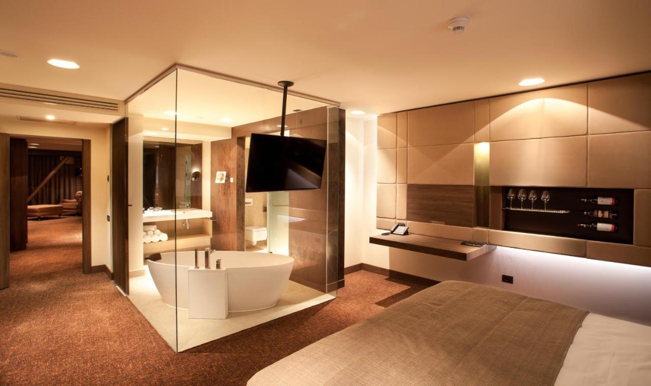 Kronwell Brasov Hotel Bilik gambar